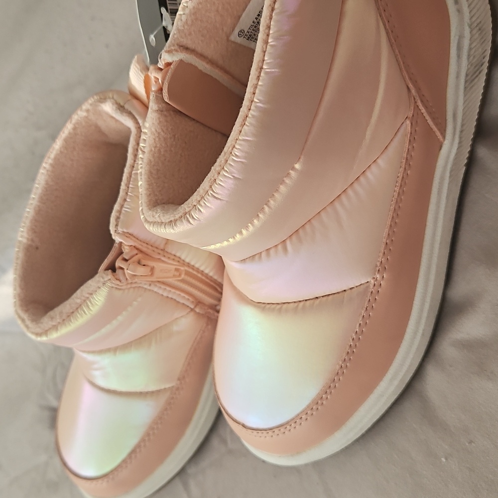 Girl Pink Shimmery boots
